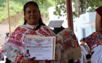 El gobierno de Hidalgo reconoce el trabajo de los artesanos de la Otomí-Tepehua y la Huasteca.