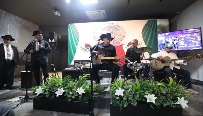 Se lleva a cabo en San Lázaro el concierto de la banda Omniblues