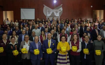 Natividad Castrejón da inicio a la Campaña Boteo Teletón 2026
