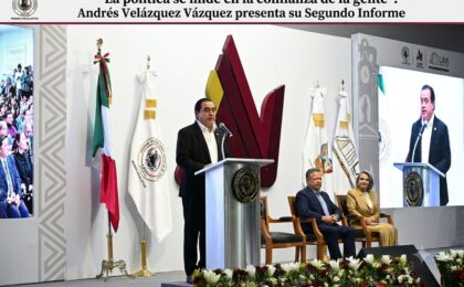 Andrés Velázquez Vázquez ofrece su Segundo Informe de Actividades