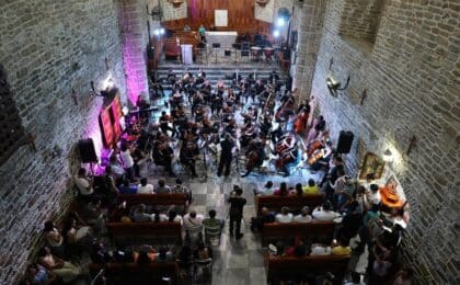 Ecos Orquestales presenta música sinfónica en la Catedral de Cristo Rey en Huejutla