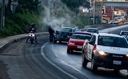 Accidente en la México-Tampico debido a derrames de diésel