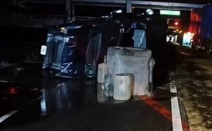 Camioneta que transportaba hidrocarburo ilegal volcó en la México-Tuxpan