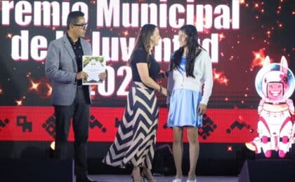 Mineral de la Reforma distingue a 16 jóvenes por su talento y contribuciones a la comunidad