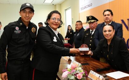 Tulancingo celebra el Día del Bombero reconociendo su dedicación y servicio.
